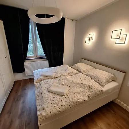 Teatralna Nowoczesny Centrum Boleslawca ブンツラウ